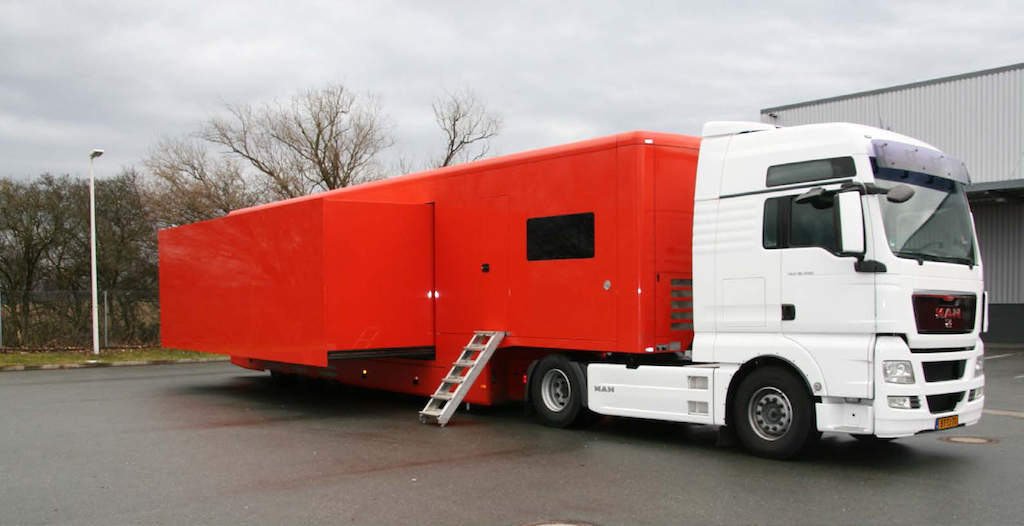 Discovery exhibition trailer ready for roadshow tour 