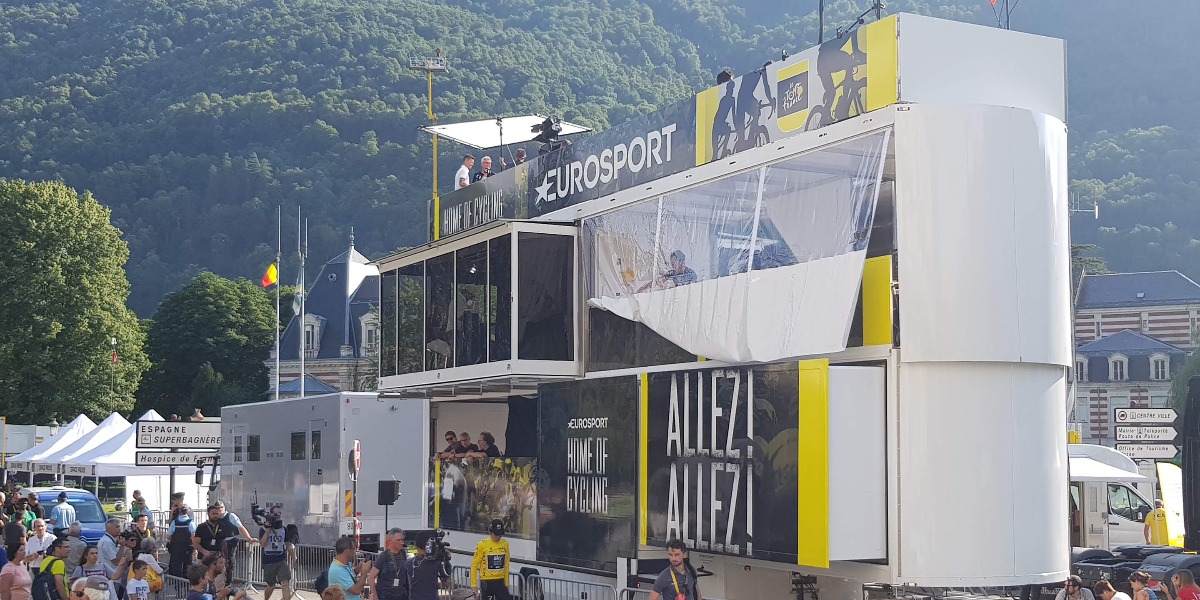 Mobile Studio exhibition trailer broadcasting on-site sporting event with Eurosport 