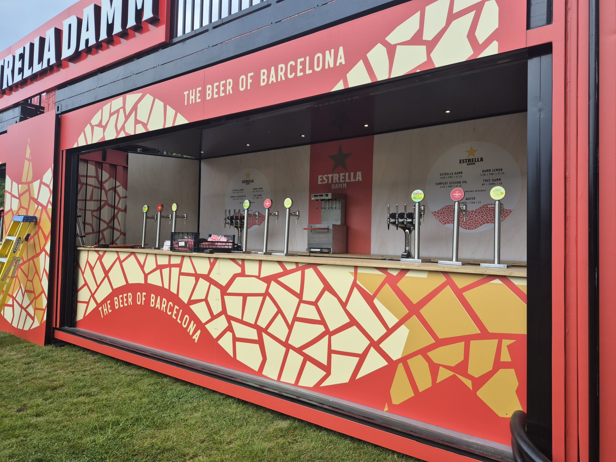 Impact Plus - Shipping Container Bar 