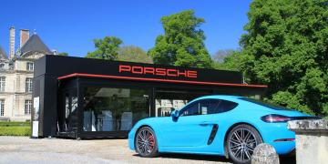 Mobile Showroom Pursuit Plus transformed into pop-up car dealership for Porsche 